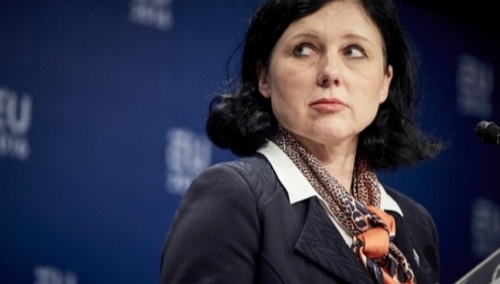 Viera Jourova jednoznacznie o związku między polskim sądownictwem a Krajowym Planem Odbudowy. "Silny system kontroli i audytu"