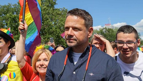 Trzaskowski pojawił się Paradzie Równości w Warszawie