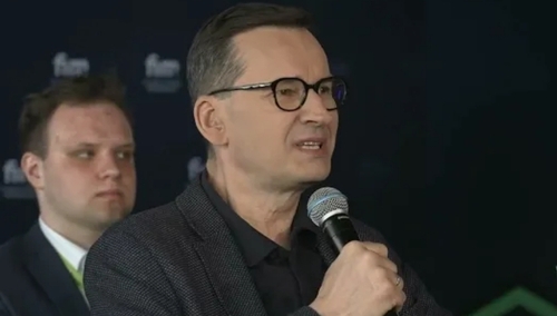 Morawiecki mocno odpowiada na atak opozycji: „Przegrała w nierównej walce z logiką”