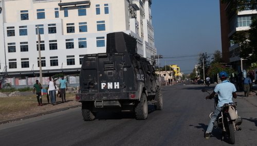  Port-au-Prince po atakach gangów