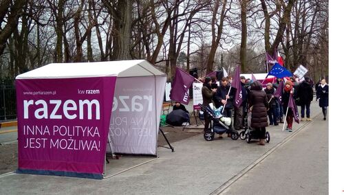 "Bombelek nie musi drzeć pi**y i utrudniać życia". Skandaliczne wpisy polityk partii Razem