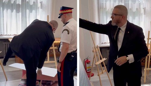 Grzegorz Braun zniszczył sejmową wystawę