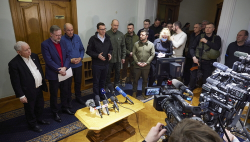 „Wiązało się to dla nich z wielkim ryzykiem”. Niemieckie media pod wrażeniem wizyty szefów państw w Kijowie