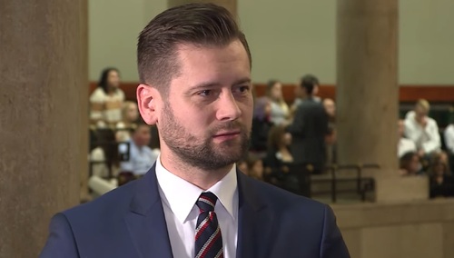 Poseł Kamil Bortniczuk