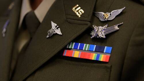 Amerykański dowódca - zdjęcie ilustracyjne