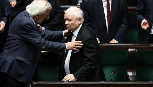 Niepokój z powodu stanu zdrowia Jarosława Kaczyńskiego. Prezes PiS trafi na stół operacyjny?