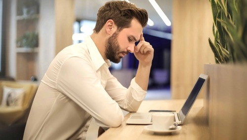 „Rz”: Znacznie więcej zwolnień niż przed kryzysem