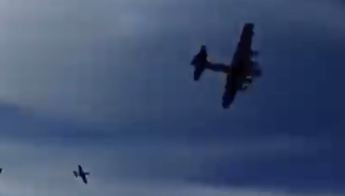 zderzenie dwóch samolotów