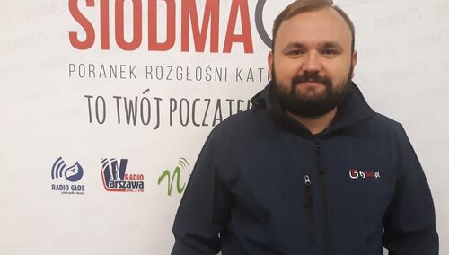 M. Kosiński w poranku „Siódma – Dziewiąta”: Pracownicy sfery finansów publicznych nie mogą biednieć