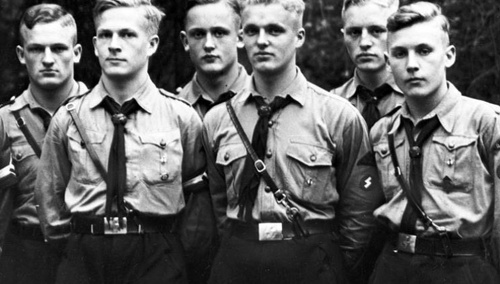 Członkowie Hitlerjugend 