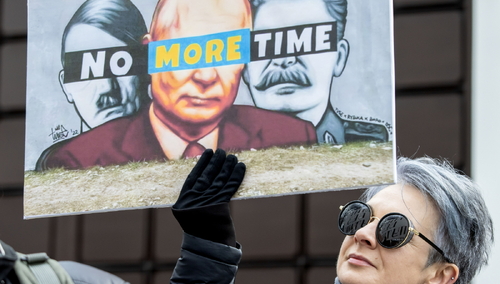 Protestująca kobieta 