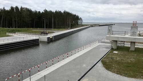 Ujście kanału na Mierzei Wiślanej do Zalewu Wiślanego