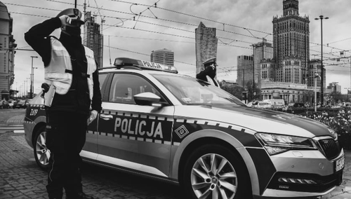 W całej Polsce zawyły syreny. To hołd dla zmarłych policjantów [WIDEO]