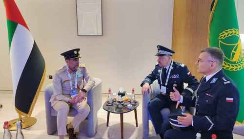 Polscy policjanci na rozmowach w ZEA