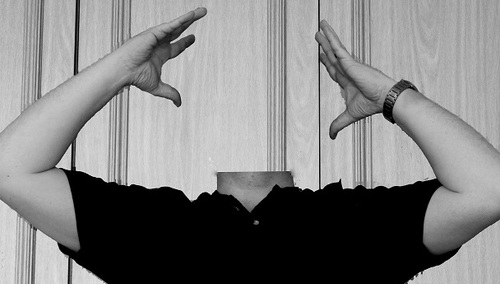 "Dzisiaj politykę wschodnią wyraża Terlecki". Znany polityk Platformy pomylił flagę Rosji z flagą Holandii/Niderlandów