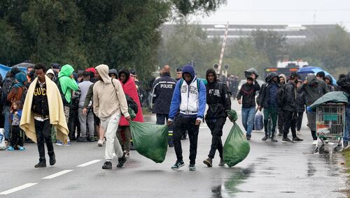 imigranci - zdjęcie ilustracyjne