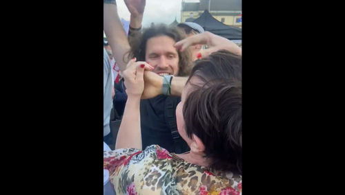 atak na Adama Czarneckiego / Twitter @czardam