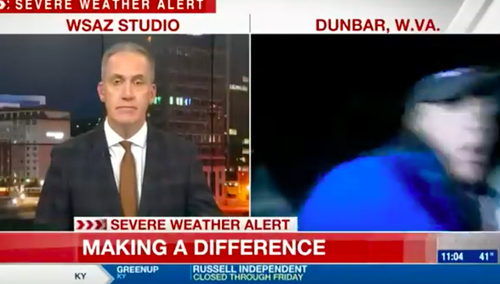 [video] Szokujące. Reporterka potrącona przez samochód podczas relacji na żywo