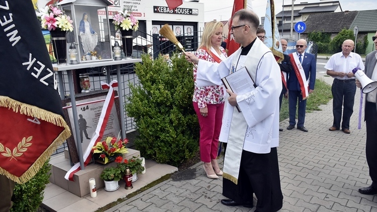 W Częstochowie odsłonięto i poświecono tablicę pamięci Bolesława „Wojtka” Omyły