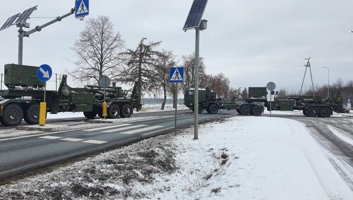 Polskie wyrzutnie Patriot staną na lotnisku na Bemowie