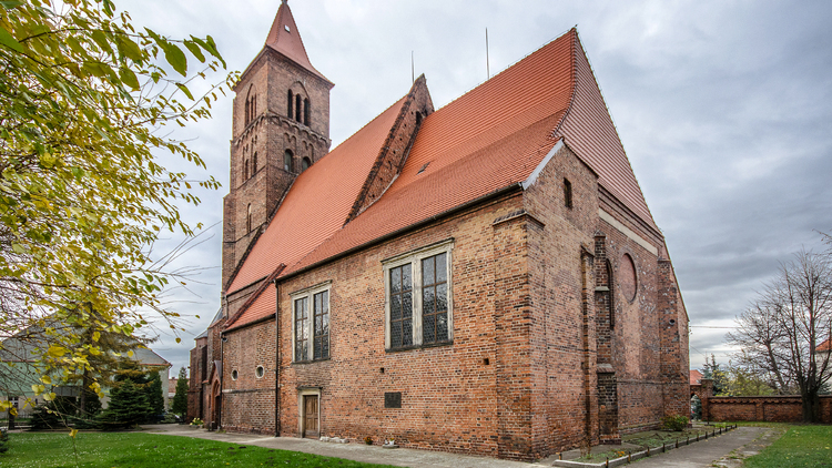 Prusice, kościół par. p.w. św. Jakuba Starszego