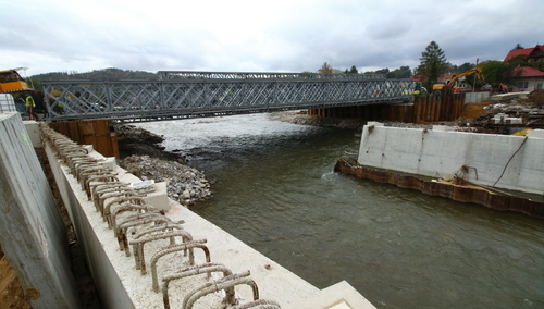 Głuchołazy - konstrukcja mostu nad rzeką 