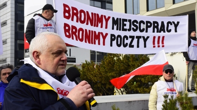 Pikieta pracowników Poczty Polskiej - zdjęcie poglądowe