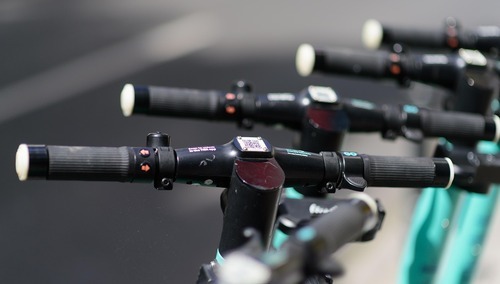 Hulajnogi elektryczne