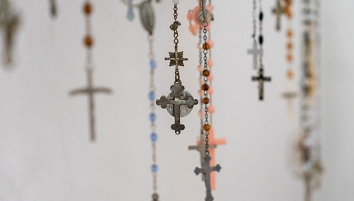 Była gwiazdą porno - teraz robi różańce