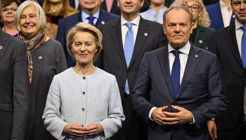 Szefowa KE Ursula von der Leyen i premier Donald Tusk w Gdańsku