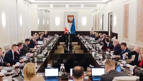 Eksplozje w Przewodowie. Pilne posiedzenie rządu