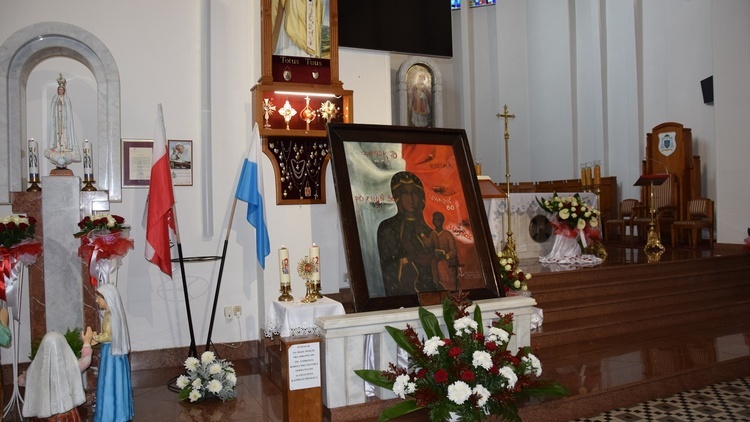 Peregrynacja obrazu Matki Bożej „Solidarności”, relikwii bł. ks. Jerzego Popiełuszki i miniatury Krzyża Nowohuckiego