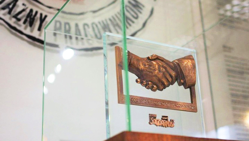 Statuetka "Pracodawca Przyjazny Pracownikom"