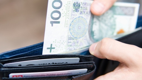 Jest już projekt rozporządzenia. W przyszłym roku Polacy dostaną dwie podwyżki