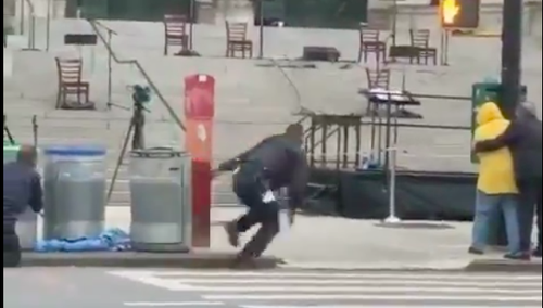 [Video] Policja postrzeliła napastnika w nowojorskiej katedrze Św. Jana Bożego