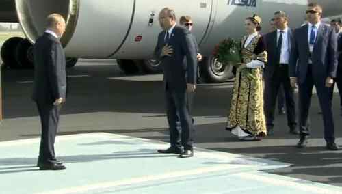 Władimir Putin na lotnisku 