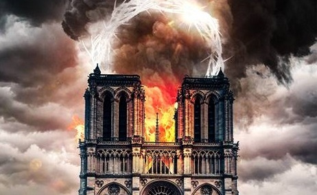 "Notre Dame płonie"