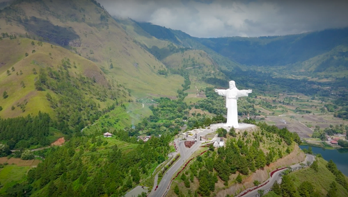 Figura Jezusa na Sumatrze