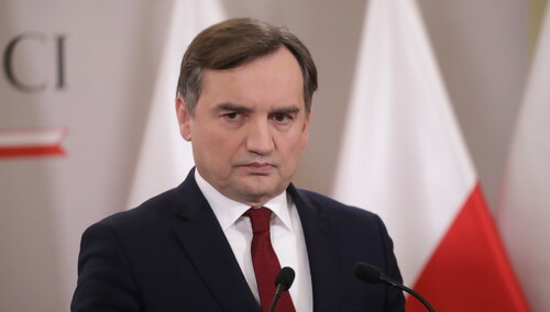 Zawieszenie systemu ETS. Ziobro zaapelował do Morawieckiego