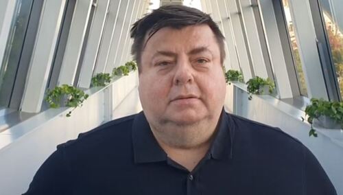 "Trafił pod respirator, proszę o modlitwę". Dziennikarz Piotr Semka w ciężkim stanie po zakażeniu koronawirusem