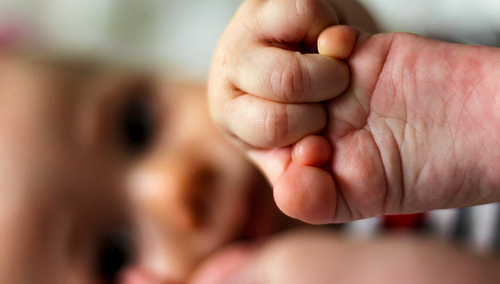 Papież wzywa Polaków, by szanowali ludzkie życie