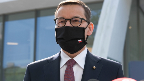Premier apeluje o uwspólnotowienie patentów na szczepionki przeciw COVID-19