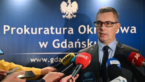 Rzecznik Prokuratury Okręgowej w Gdańsku Mariusz Duszyński na konferencji prasowej w Prokuraturze Okręgowej w Gdańsku
