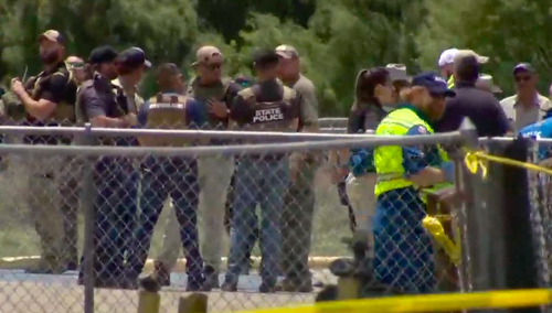 Teksas: Zamachowiec zastrzelił osiemnaścioro dzieci i troje dorosłych. Biskupi proszą o modlitwę [wideo]
