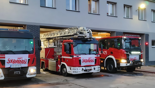 Oflagowane wozy strażackie - zdjęcie poglądowe