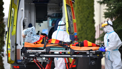 Czeka nas lockdown? "Przed nami kolejny krok do tyłu"