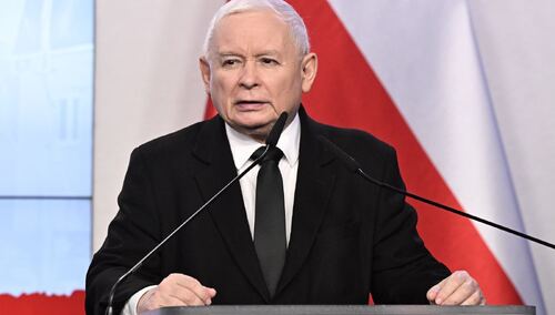 Warszawa, 03.01.2024. Prezes PiS Jarosław Kaczyński podczas konferencji prasowej