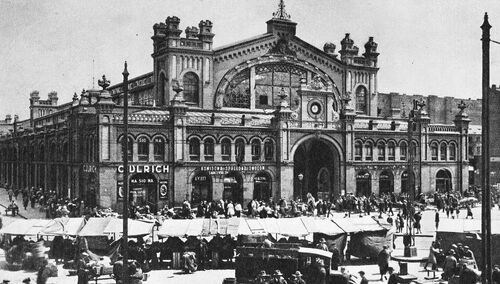 Henryk Poddębski - E. Borecka, Portret Warszawy lat międzywojennych, Wydawnictwo Arkady, Warszawa 1974, s. 50