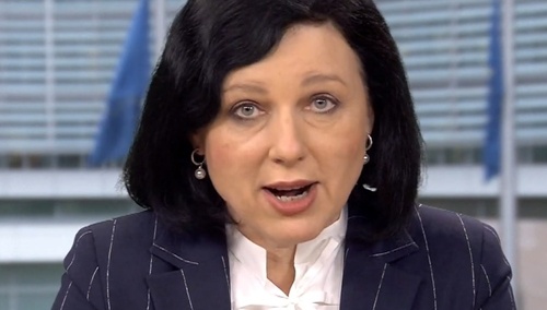 Jourová: „Nowela ustawy o SN nie wypełnia warunków”. Rzecznik PiS: „To jej prywatna opinia”