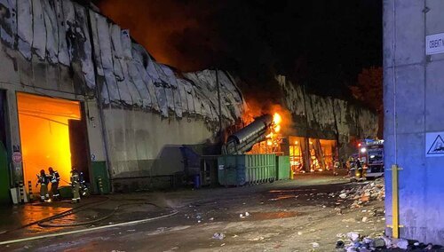 Płonęła hala Zakładu Utylizacji Odpadów w Elblągu